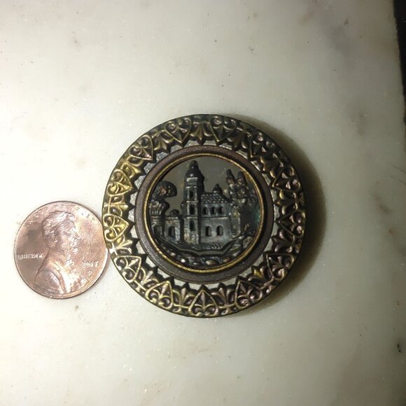 Button Antique Vintage Victorian Castle Design Picture Ornate Border The Chateau - Picture 3 of 8